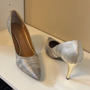 J.Renee Silver and Gold Heels with Textured Metallic Finish